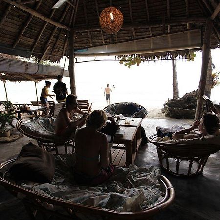 Leela Beach Resort Haad Rin Exterior foto