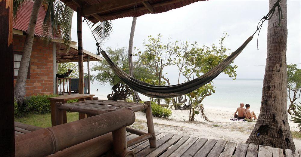 Leela Beach Resort Haad Rin Exterior foto