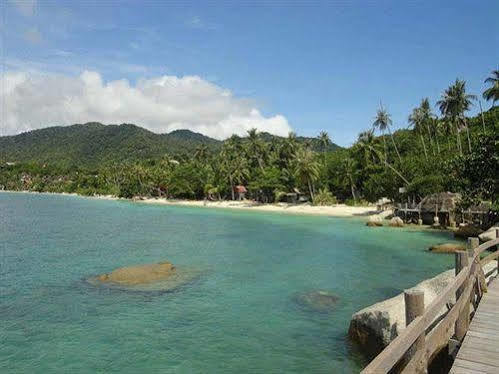 Leela Beach Resort Haad Rin Exterior foto